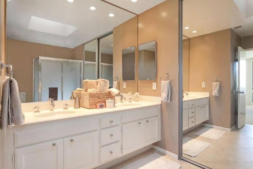 Private Country Club Condo On Awesome Golf Course! Palm Desert Exterior foto